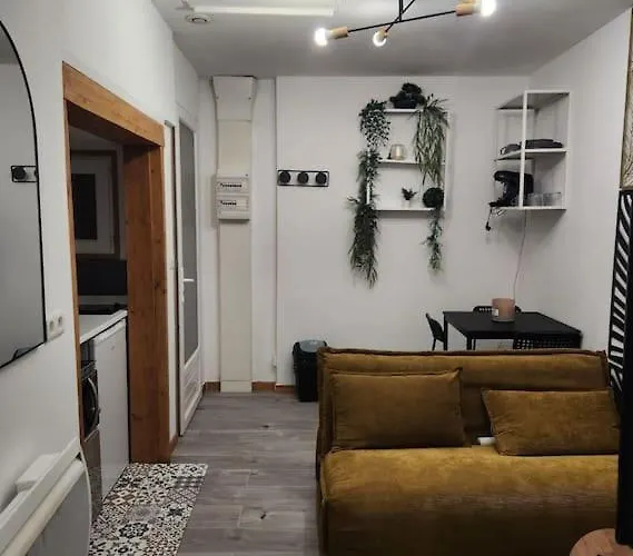 La Petite Loge De L'ile Apartmán