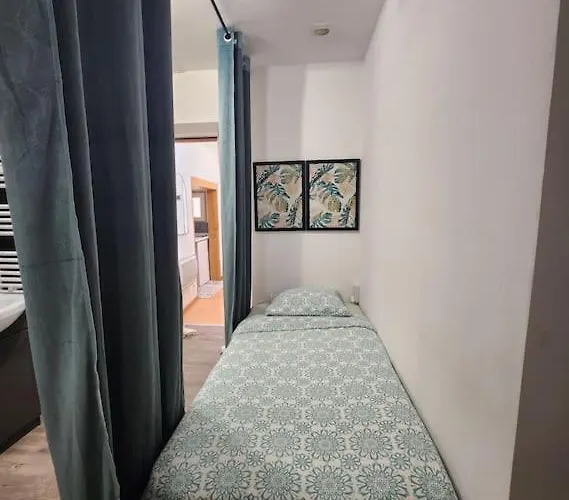 La Petite Loge De L'ile * Nantes